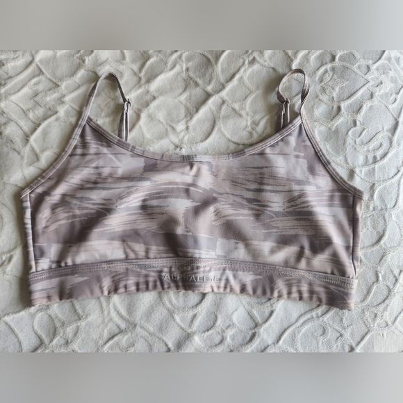 Alphalete Surface Limitless Bra - Picture 2 of 2